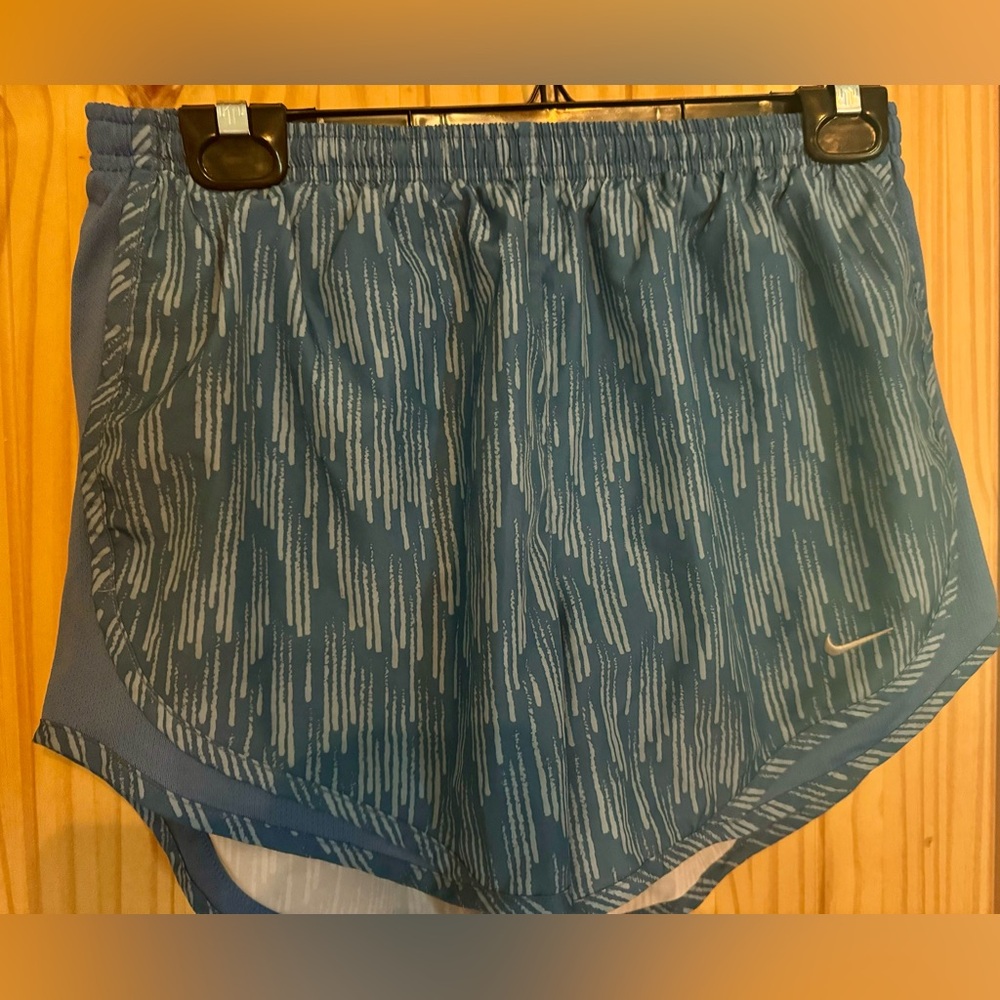Nike DriFit Women’s Shorts M